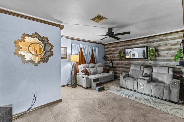 8290 52ND WAY N, Pinellas Park, FL 33781