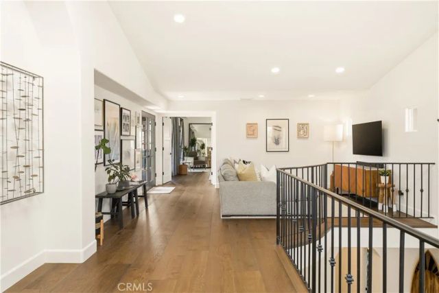 1756 10th, Manhattan Beach, CA 90266