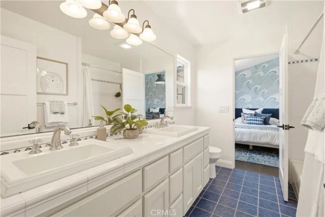 1756 10th, Manhattan Beach, CA 90266
