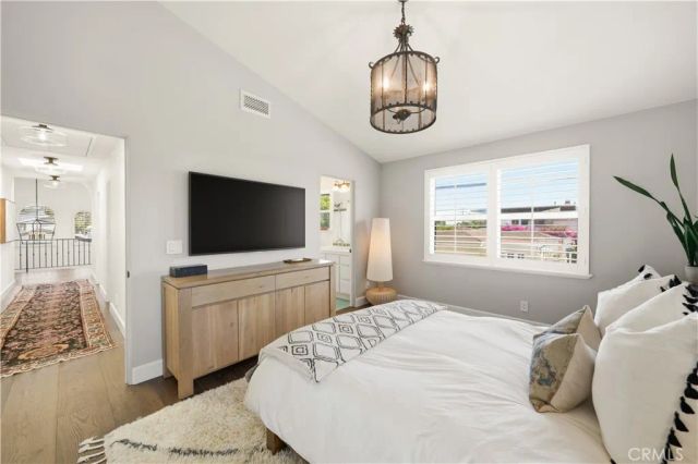 1756 10th, Manhattan Beach, CA 90266