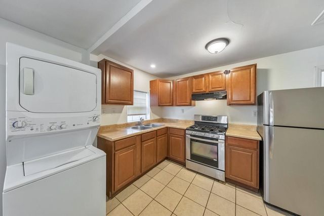 1776 Spring Avenue, East Point, GA 30344