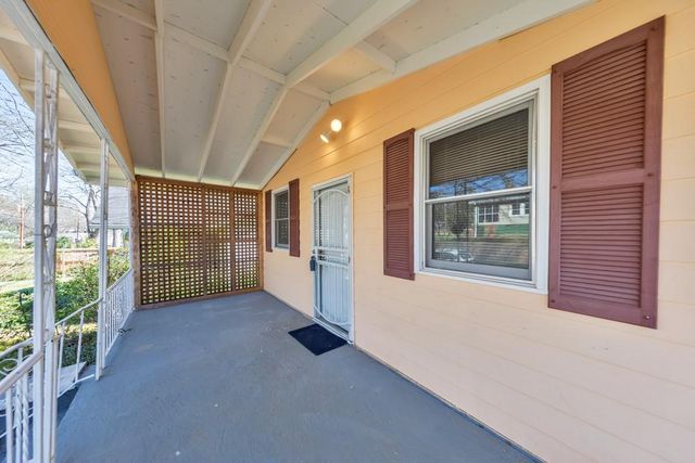 1776 Spring Avenue, East Point, GA 30344