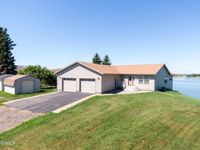 29 N Rice Lake Road, Douglas, ND 58735 property photo