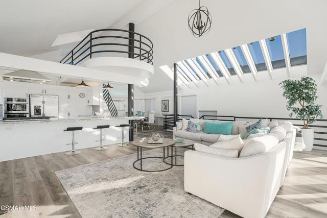 2014 Napoli Drive, Oxnard, CA 93035