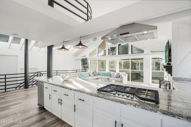 2014 Napoli Drive, Oxnard, CA 93035