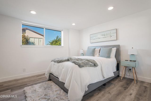 2014 Napoli Drive, Oxnard, CA 93035