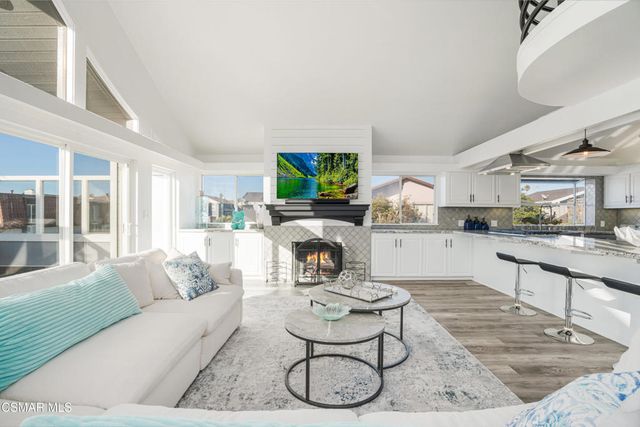 2014 Napoli Drive, Oxnard, CA 93035