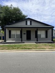 650 DOUGLAS AVENUE, Winter Park, FL 32789