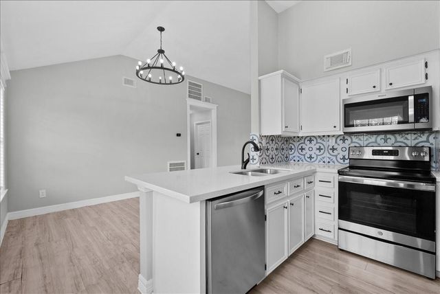 12606 Ponderosa Drive, Dickinson, TX 77539