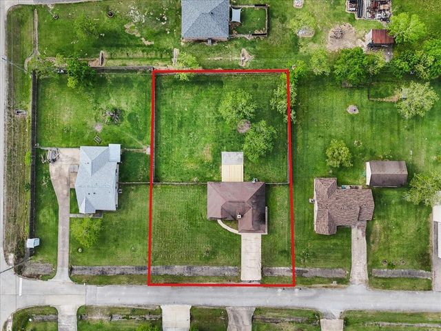 12606 Ponderosa Drive, Dickinson, TX 77539