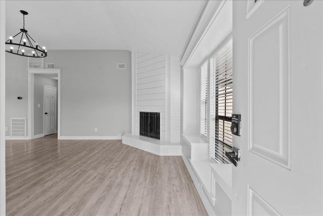 12606 Ponderosa Drive, Dickinson, TX 77539