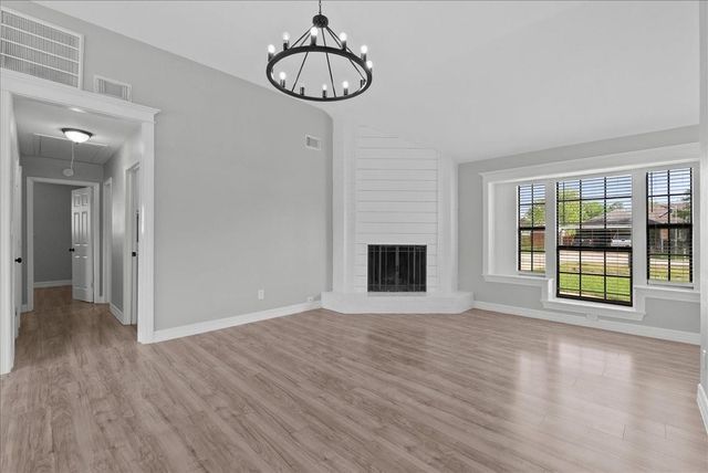 12606 Ponderosa Drive, Dickinson, TX 77539