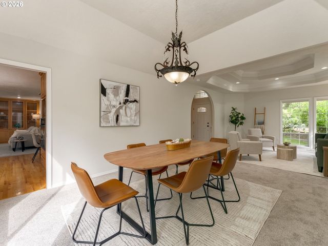 320 Nw 163RD Pl, Beaverton, OR 97006