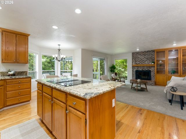 320 Nw 163RD Pl, Beaverton, OR 97006