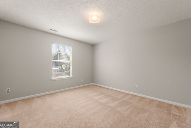 27 Waters Edge Way, Fayetteville, GA 30215