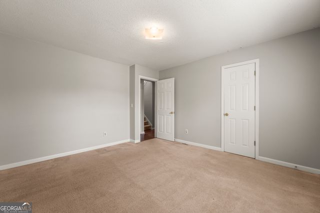 27 Waters Edge Way, Fayetteville, GA 30215