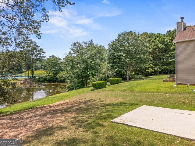 27 Waters Edge Way, Fayetteville, GA 30215
