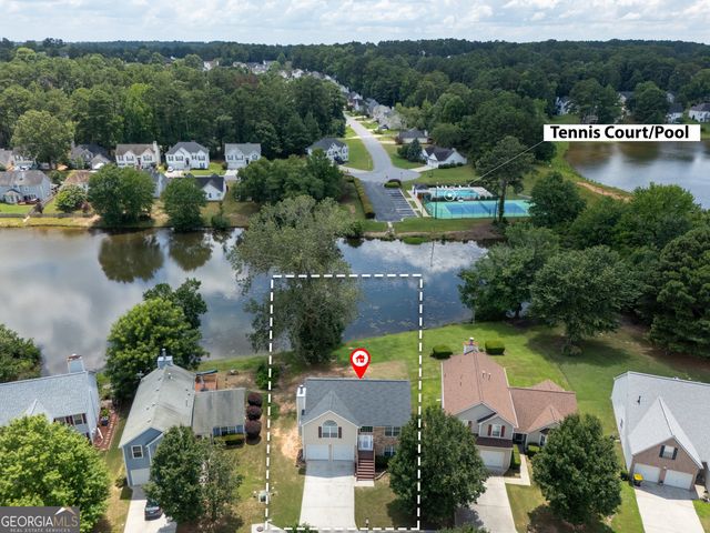 27 Waters Edge Way, Fayetteville, GA 30215
