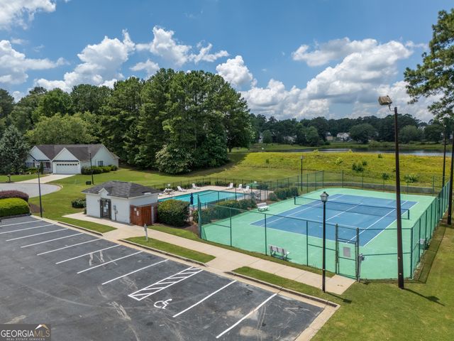 27 Waters Edge Way, Fayetteville, GA 30215