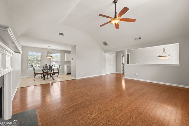 27 Waters Edge Way, Fayetteville, GA 30215