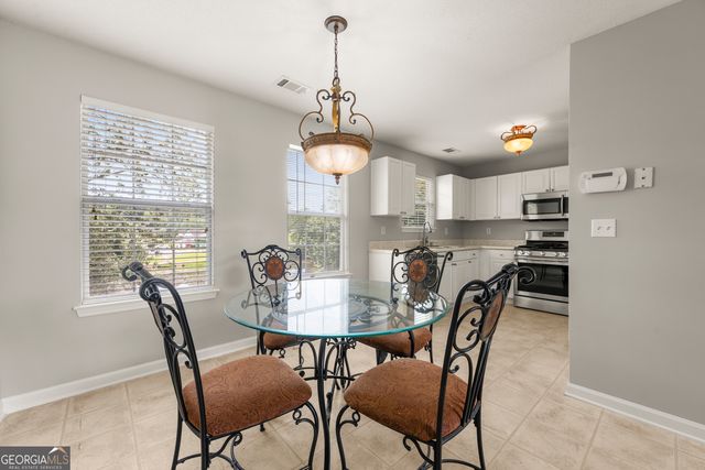 27 Waters Edge Way, Fayetteville, GA 30215
