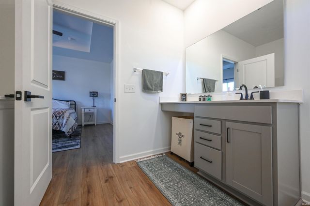 835 LANDO CREEK Drive, Kokomo, IN 46902