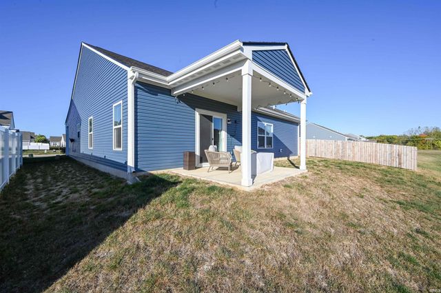 835 LANDO CREEK Drive, Kokomo, IN 46902