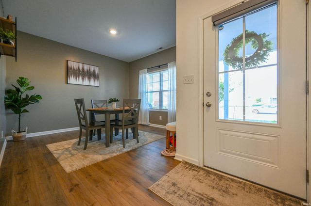 835 LANDO CREEK Drive, Kokomo, IN 46902