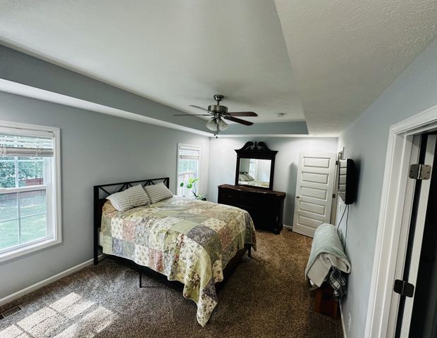 106 Doak St, Shelbyville, TN 37160
