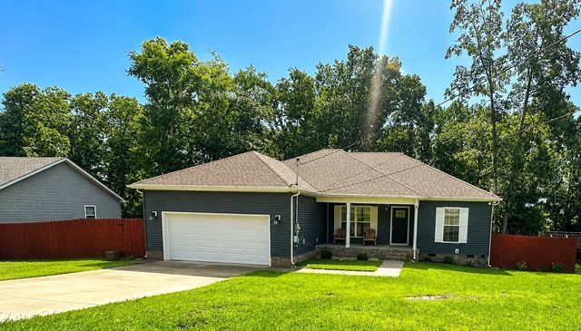 106 Doak St, Shelbyville, TN 37160