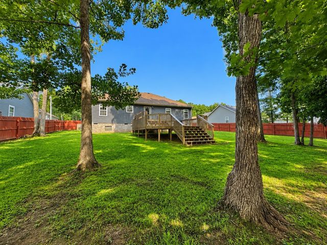 106 Doak St, Shelbyville, TN 37160