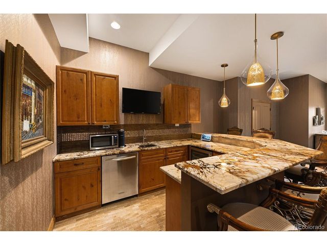 5959 S Humboldt Ct, Centennial, CO 80121