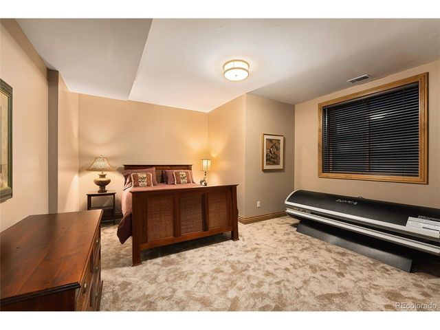 5959 S Humboldt Ct, Centennial, CO 80121