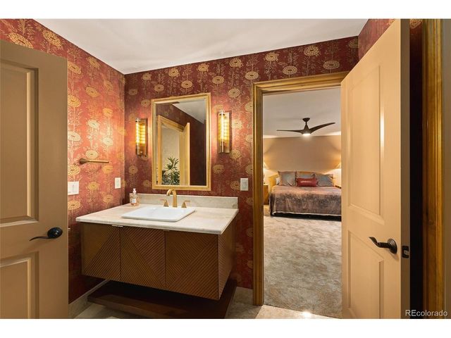 5959 S Humboldt Ct, Centennial, CO 80121