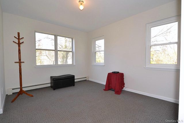 72 Old Farm Road, Riverhead, NY 11901