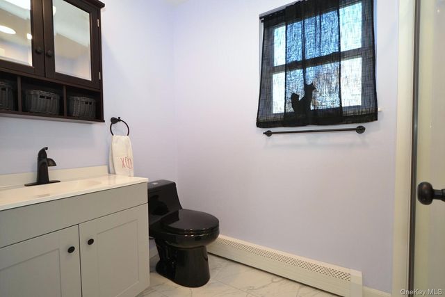 72 Old Farm Road, Riverhead, NY 11901