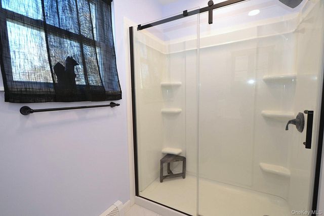 72 Old Farm Road, Riverhead, NY 11901