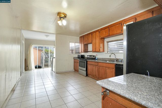 1433 87th Ave, Oakland, CA 94621