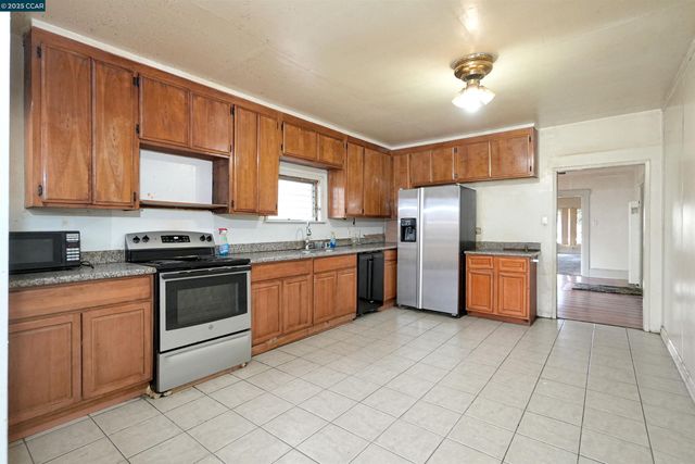 1433 87th Ave, Oakland, CA 94621