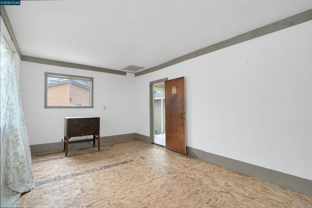 1433 87th Ave, Oakland, CA 94621