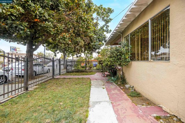 1433 87th Ave, Oakland, CA 94621