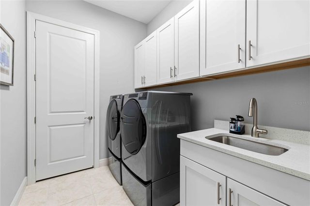 10706 IRONBRIDGE DRIVE, Venice, FL 34293