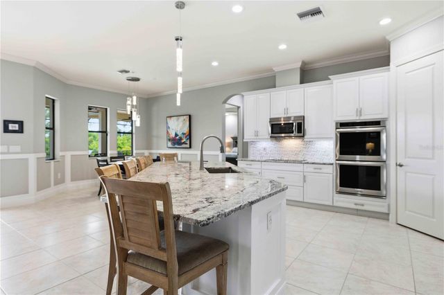 10706 IRONBRIDGE DRIVE, Venice, FL 34293