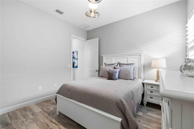 10706 IRONBRIDGE DRIVE, Venice, FL 34293