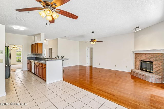 3291 CHIMNEY Drive, Middleburg, FL 32068