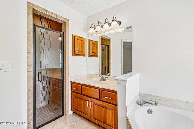 3291 CHIMNEY Drive, Middleburg, FL 32068