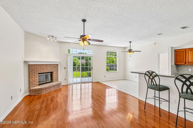 3291 CHIMNEY Drive, Middleburg, FL 32068