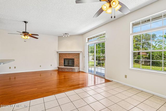 3291 CHIMNEY Drive, Middleburg, FL 32068
