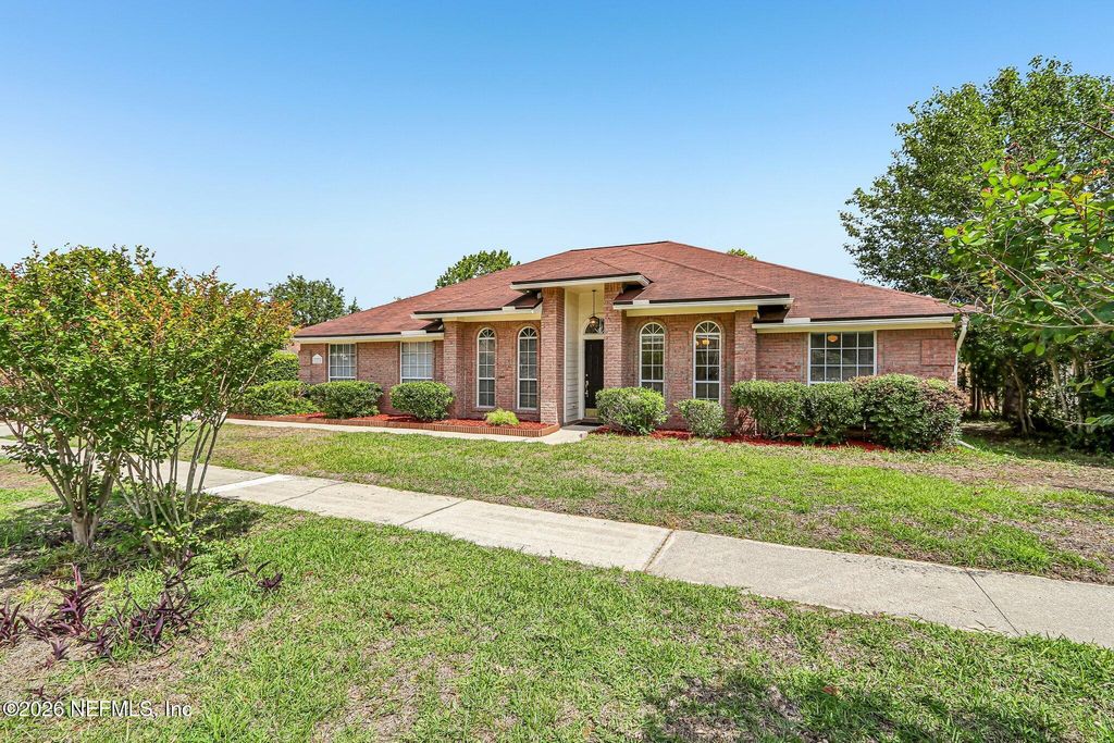 3291 CHIMNEY Drive, Middleburg, FL 32068