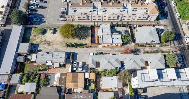 11414 Calvert Street, North Hollywood, CA 91606
